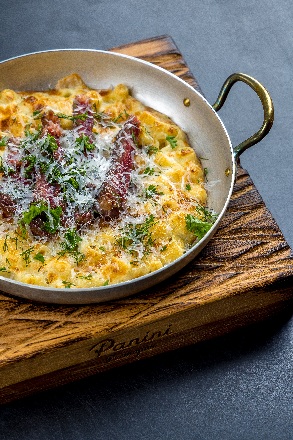 Макароны с сыром и рибаем